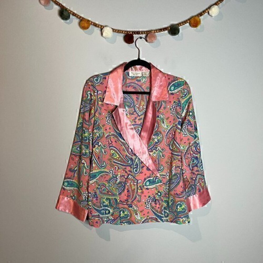 Vintage Victoria's Secret Gold Label pink paisley two-button top
